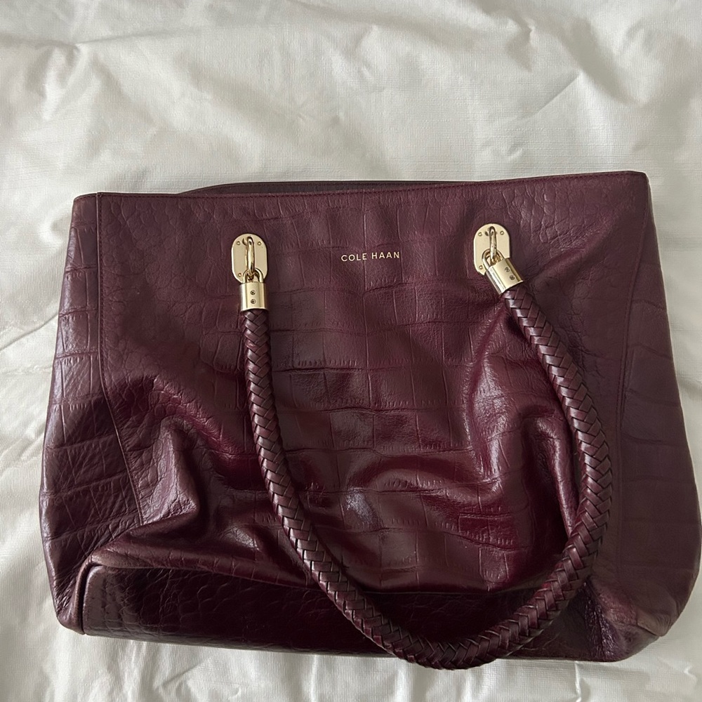 Cole Haan Burgundy Leather Tote Bag with Structured Design